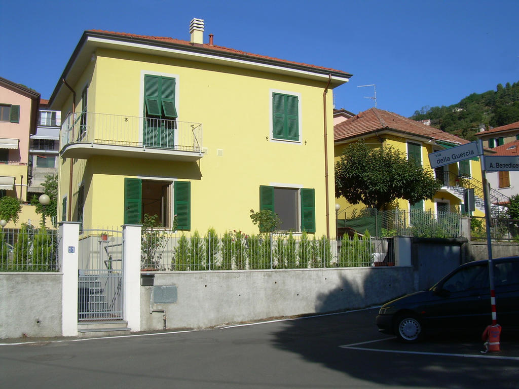La Casa Delle Rose Room With Air Conditioning La Spezia Luaran gambar
