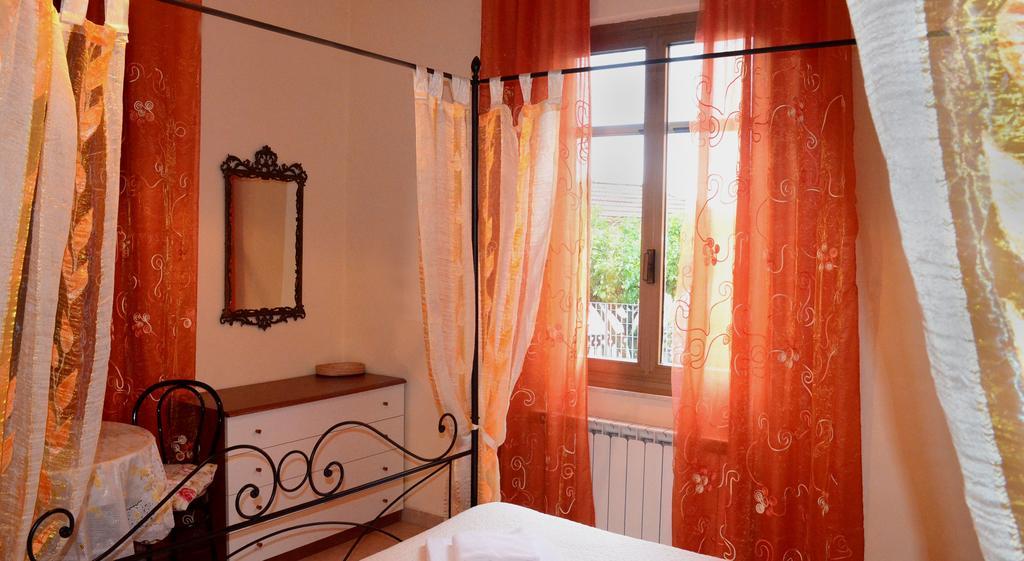 La Casa Delle Rose Room With Air Conditioning La Spezia Luaran gambar