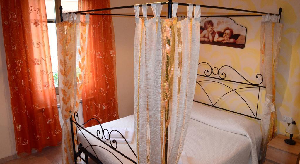 La Casa Delle Rose Room With Air Conditioning La Spezia Luaran gambar